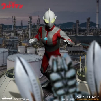 Mezco One:12 Collective Ultraman Figure - Ultraman