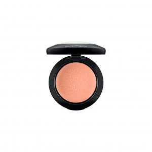 MAC Mineralize Blush Naturally Flawless