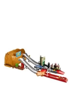 Disney Cars Race & Go Playset