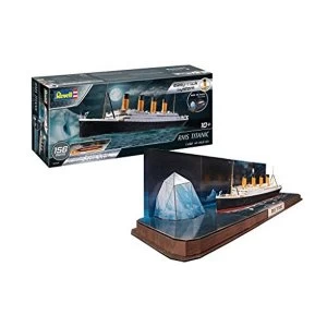 RMS Titanic (easy-click) with 3D Puzzle Iceberg Revell Model Kit