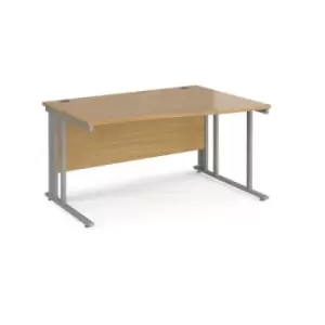 Office Desk Right Hand Wave Desk 1400mm Oak Top With Silver Frame Maestro 25 MCM14WRSO