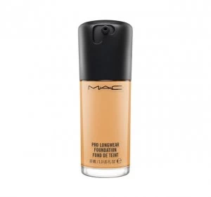 MAC PRO LONGWEAR FOUNDATION Nc30