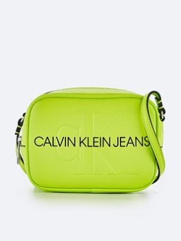 Calvin Klein Jeans Sculpted Camera Bag - Lime, Black, Women