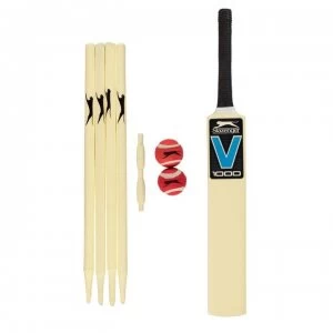 Slazenger V1000 Cricket Set