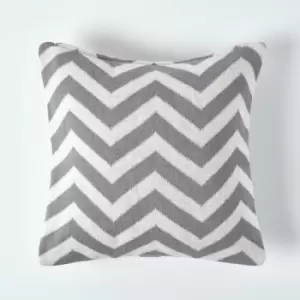 Homescapes - Grey Geometric Cotton Knitted Cushion Cover, 45 x 45cm - Grey