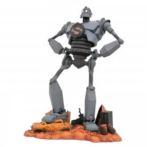 Diamond Select Iron Giant Gallery PVC Figure - Superman Iron Giant