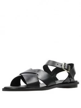 Clarks Willow Gild Flat Sandal - Black