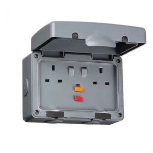 KnightsBridge 13A RCD Protected 2 Gang Double Pole IP66 Weatherproof Outdoor Socket