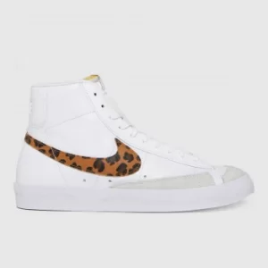 Nike White Blazer Mid 77 Se Trainers