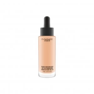 MAC Studio Waterweight SPF 30 Foundation Nw22