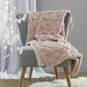 Cosy Diamond Geometric Tuffted Throw, Blush, 130 x 170 Cm - Catherine Lansfield