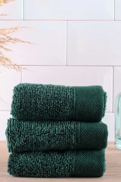 Drift Home 'Abode Eco' Soft Sustainable Heavyweight BCI Cotton Towel Dark Green