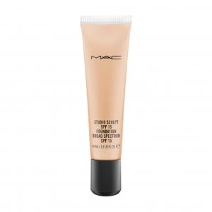 MAC Studio Sculpt Foundation Nc40