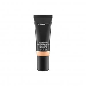 MAC Pro Longwear Nourishing Waterproof Foundation Nc25