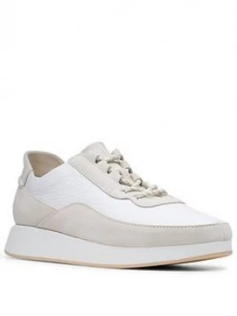 Clarks Originals Kiowa Pace Trainers - White