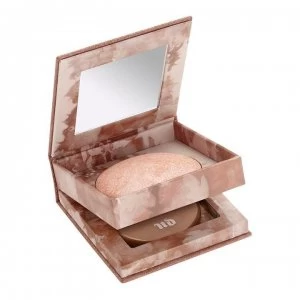 Urban Decay Naked Illuminated Shimmer Powder Face and Body - Aura