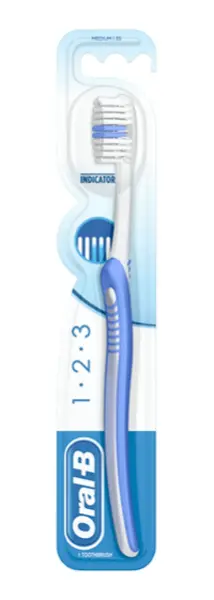 Oral B Indicator 35 Medium Toothbrush