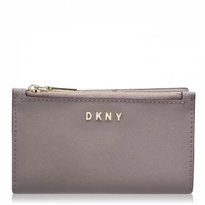 DKNY Byrant Bifold Card Holder - SoftClay 4F2