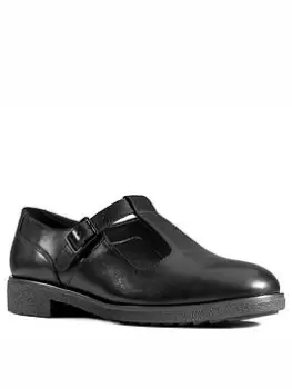 Clarks Griffin Town Leather Flat Shoe - Black, Size 4, Women