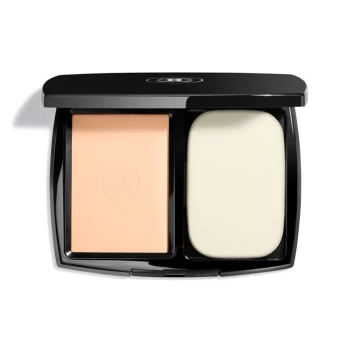 Chanel ULTRA LE TEINT Ultrawear - All-Day Comfort Flawless Finish Compact Foundation - BR32