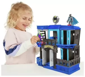 Imaginext DC Super Friends Gotham City Jail: Recharged