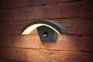 Outdoor LED Curve Wall Light 8W 3000K 360lm IP54 with Integrated PIR sensor