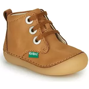 Kickers SONIZA boys's Childrens Mid Boots in Brown. Sizes available:2 toddler,3 toddler,4 toddler,4.5 toddler,5.5 toddler,6 toddler