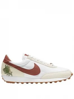 Nike Dbreak SE - White/Red, Size 5, Women