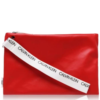 Calvin Klein Logo Pouch - Red XBG