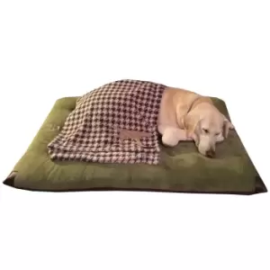 Tall Tails Dog Pet Cozy Comfortable Nuzzling Fleece Blanket Medium