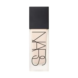 Nars Cosmetics All Day Luminous Weightless Foundation Mont Blanc