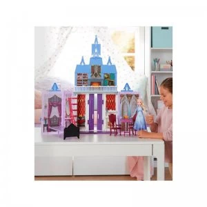 Disney Frozen 2 Fold and Go Arendelle Castle