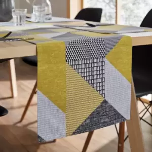 Larsson Geo Table Runner