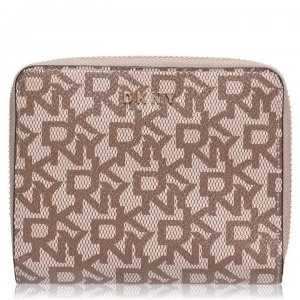 DKNY Town and Country Small Logo Wallet - ChinoCaramelNHJ