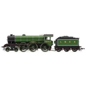 Hornby LNER B17/2 Class 2-6-0 2842 Kilverstone Hall' Era 3 Model Train