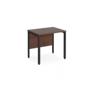 Maestro 25 straight desk 800mm x 600mm - Black bench leg frame and walnut top