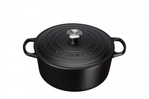 Le Creuset Signature Round Casserole 28cm Black