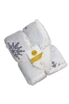 Cut Snowflake Sherpa Fleece Throw