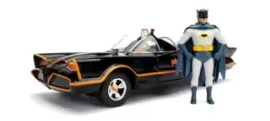 Jada 1:24 BATM 1966 Batmobile with Diecast Batman and Robin Figures