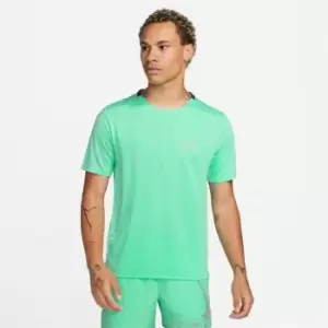 Nike Dri-FIT Run Division Rise 365 Mens Flash Short-Sleeve Running Top - Green