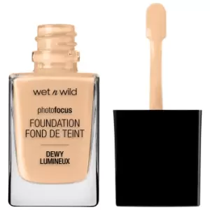 wet n wild Photo Focus Dewy Foundation (Various Shades) - Soft Beige