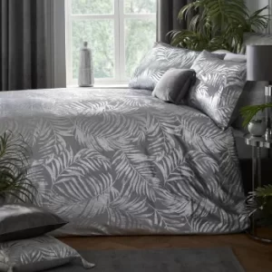 ﻿Laurence Llewelyn-Bowen First Dates Silver Duvet Cover and Pillowcase Set Silver