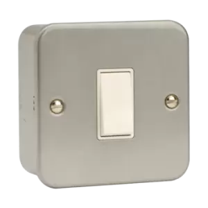 Click Scolmore Essentials Metal Clad 1 Gang Intermediate 10A Switch - CL025