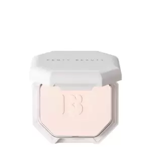 Fenty Beauty Pro Filt'r Soft Matte Powder Foundation - Colour 100