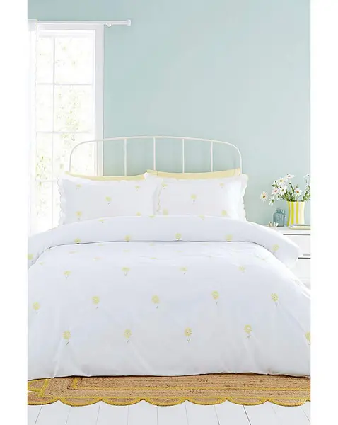 Catherine Lansfield CL Lorna Embroidered Daisy Duvet Set White/Yellow KING PO50203