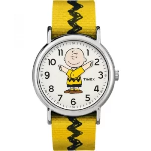 Mens Timex Weekender Timex x Peanuts Charlie Brown Watch