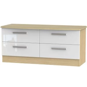 Robert Dyas Kirkhill Ready Assembled 4-Drawer Midi Chest of Drawers Pine