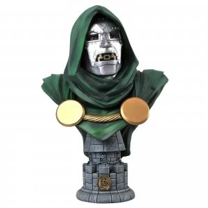 Diamond Select Marvel Legends In 3D Dr. Doom 1/2 Scale Bust