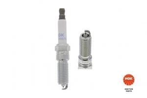 NGK ILNAR8B7G / 91970 Laser Iridium Spark Plug Replaces 55490097