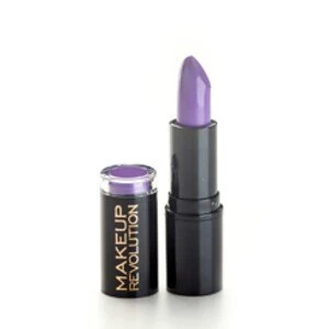 Makeup Revolution Scandalous Lipstick Depraved Purple